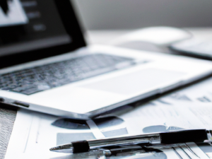 Choosing the Right T-Shirt Printer Machine for Your Business